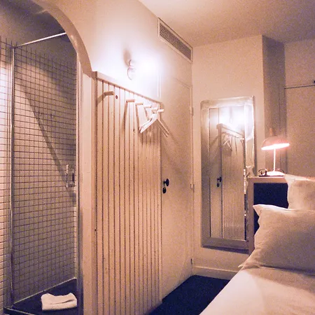 Habituel Hotel