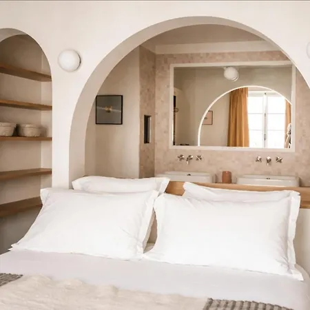 Hotel Habituel Paris