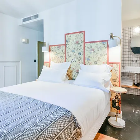Habituel Hotel Paris