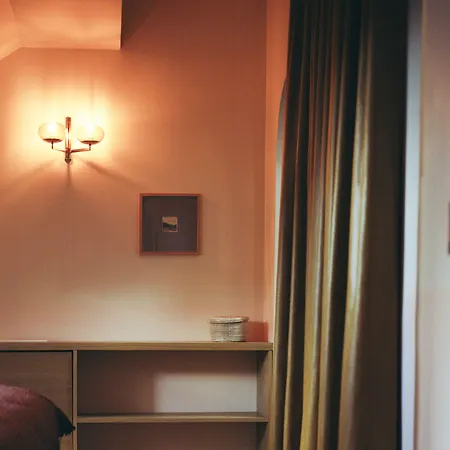Habituel Hotel Parigi
